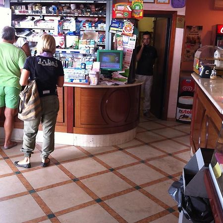White House Motel Cerveteri Ngoại thất bức ảnh